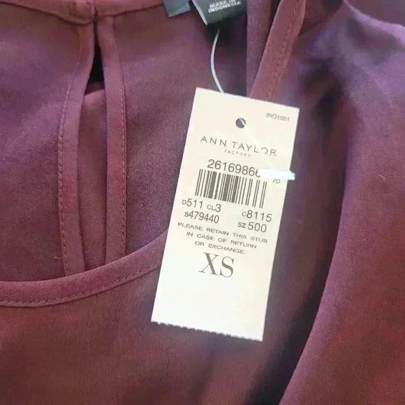 Ann Taylor Women's Burgundy Vino Polyester Charmeuse Bell Sleeve Top NEW - Picture 5 of 10